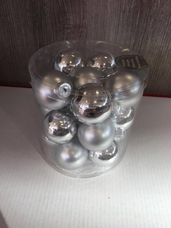 Set 18 globuri argintii din sticlă